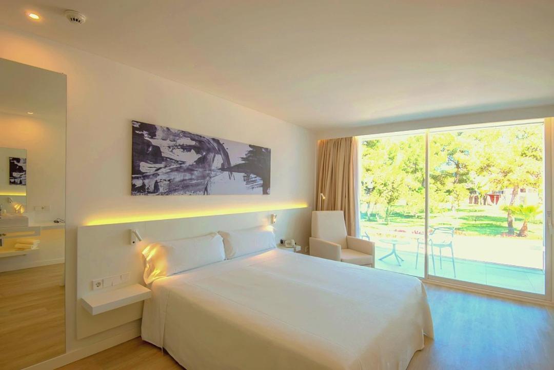 Els Pins Resort & Spa - Emar Hotels Sant Antoni de Portmany Chambre photo